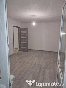 Apartament 2 camere semidecomandat zona Garii