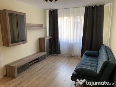 Apartament 3 camere decomandat vis a vis de Spitalul Judetea