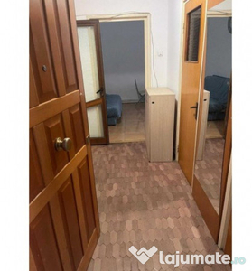 Apartament 4 camere decomandat-Piata Trapezului