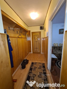 Apartament 4 camere str Babadag 90mp etaj 3