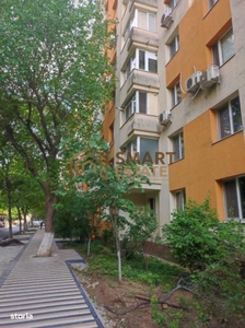 Apartament 2 camere de INCHIRIAT strada Dumitru Petrescu etaj 3
