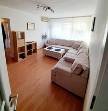 Apartament 3 camere, bloc reabilitat