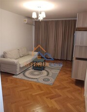 Apartament 3 camere de vanzare Titan Salajan