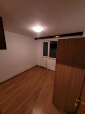 Apartament 4 camere decomandat 3/4