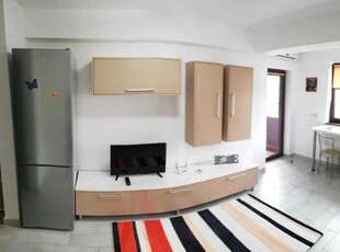 Apartament cu 1 camera, decomandat, zona Targu Cucu