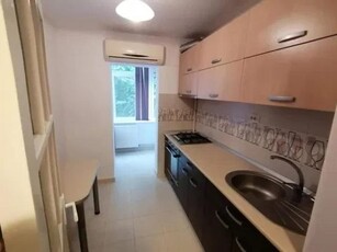 Apartament cu 2 camere, decomandat, zona Nicolina-Lidl