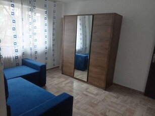 Apartament cu 2 camere - zona Podu Ros - Tutora