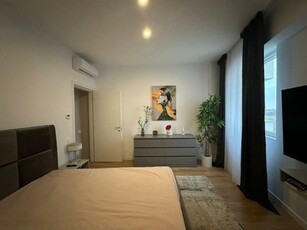 Apartament de 3 camere si 2 bai in zona Sisesti, vedere panoramica