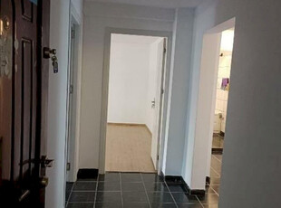 Apartament de 4 camere ( DECOMANDAT-VAD COMERCIAL )-Voronet-