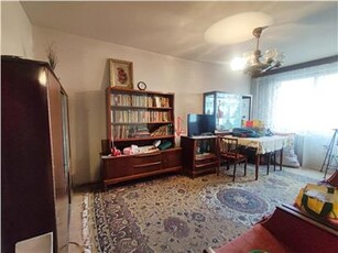 Apartament decomandat, et.3 Tei Petre Antonescu