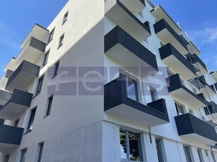 Glow Apartments | 3 Camere 95 mp decomandat 176.340 eur + TVA