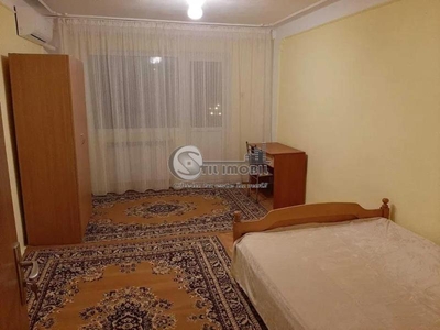 APARTAMENT 2 CAMERE ZONA PODU ROS - 80.000 EURO NEGOCIABIL