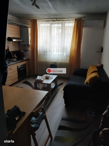 Apartament 2 camere,decomandat, mobilat si utilat + curte 20mp cu CF!