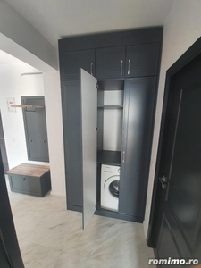 Apartament complet mobilat cu trei camere în zona rezidențială