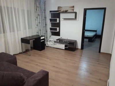 Apartament cu 2 camere, RENOVAT RECENT, situat in zona Palas Campus