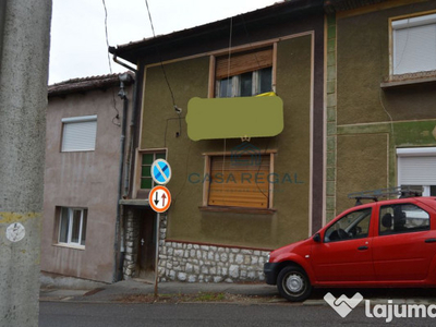 Casa central in zona strazii Ecaterina Teodoroiu