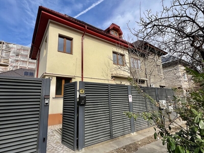 Casa Parcul Circului, duplex, sistem fotovoltaic 4 kW Agenti