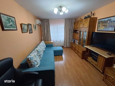 De vânzare apartament 3 camere zona Progresu