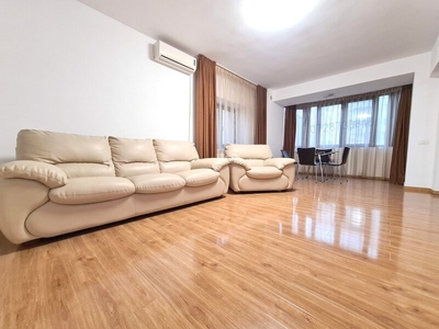 Inchiriere apartament 3 camere Decebal, stradal, renovat integral