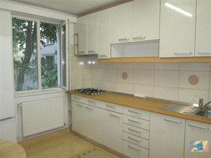 Apartament 2 camere 1 Decembrie 1918, piata Trapezului