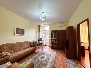 Apartament 2 camere, in Piata Maria cu terasa acces privat.