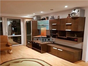 Apartament 3 camere decomandat, centrala termica