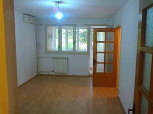 Apartament 3 camere Drumul Taberei, Plaza, decomandat/circular