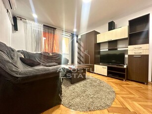 Apartament 3 camere, mobilat, centrala proprie, zona Girocului