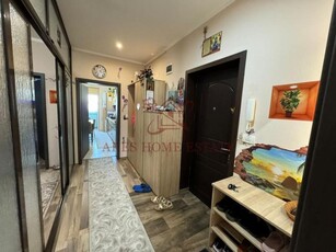 Apartament complet mobilat cu 3 camere in Giroc - 135,000