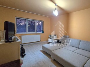 Apartament cu 2 camere, etaj 1, centrala proprie, zona Aradului