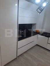 Apartament cu 3 camere