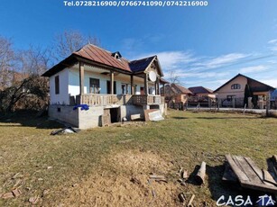 Casa+Teren aferent si Anexe, Tismana-Vanata