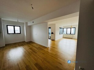 Inchiriere Apartament 3 camere UpGround