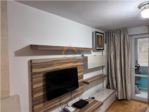 vanzare apartament 3 camere , zona iancului