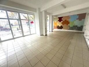 Vanzare Spatiu Comercial 75 mp , 2 intrari ZONA GARA