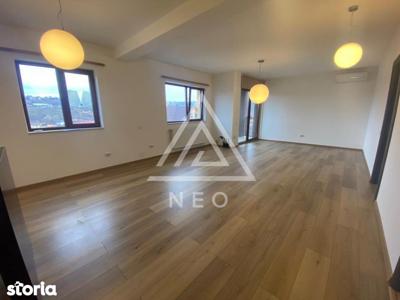 Apartament de vanzare cu 3 camere cu view deosebit - zona Campului!