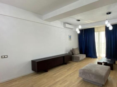 Penthouse 3 camere SISESTI