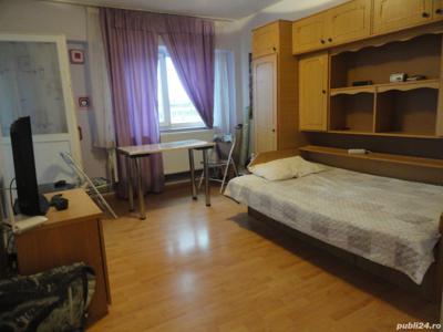 Apartament 1 camera decomandat etaj 2, la bloc, zona centrala Vladimirescu, centrala pe gaz, mobilat