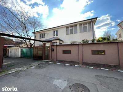 Vanzare casa P+1E, zona Piata centrala, suprafata 540 mp.