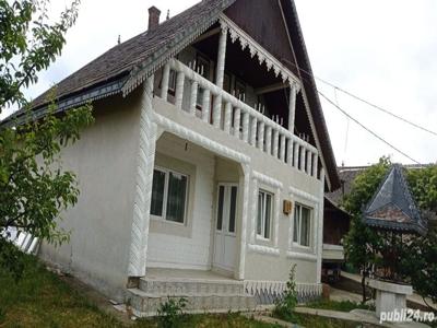 Vând casă sau schimb cu apartament in Roșiori, Suceava.