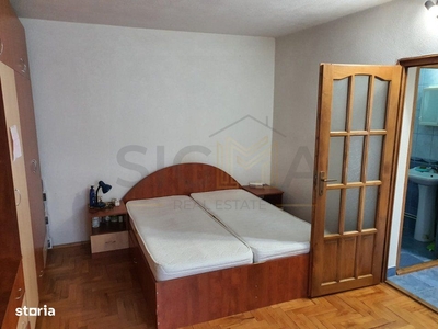 ap. 3 camere, decomandat, 67 mp, Pelendava