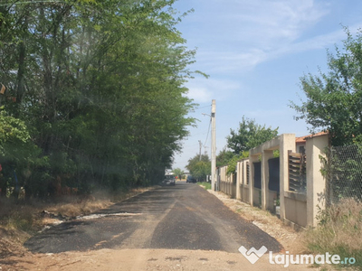 Teren In Balotesti,langa Dn1 Bucuresti Ploiesti, 1000 mp