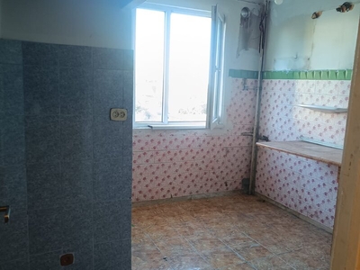 Apartament 2 camere Rahova, Teius, 2 camere confort 1 decomandat