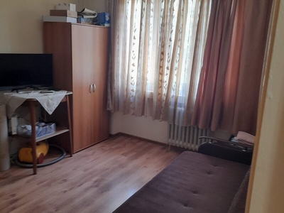 Inchiriere apartament 3 camere Drumul Taberei, chiar la metrou Romancierilor