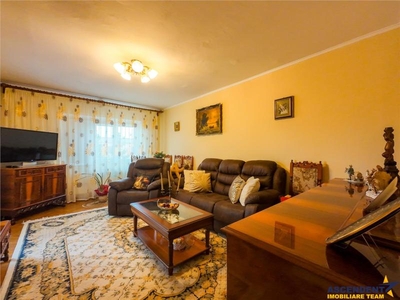 Tur 3D! Apartament 3 camere, decomandat, Lenin!