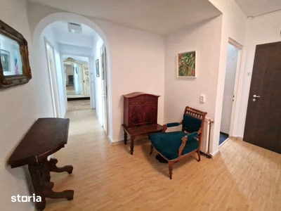 Apartament cu 2 camere , Bld. Republicii, etajul 1