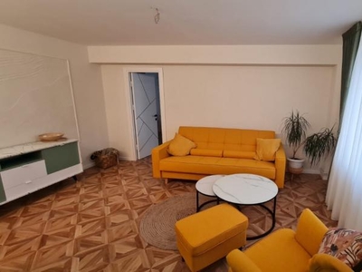 Apartament 2 camere Central, finisaje de lux, vedere panoramica spre centru