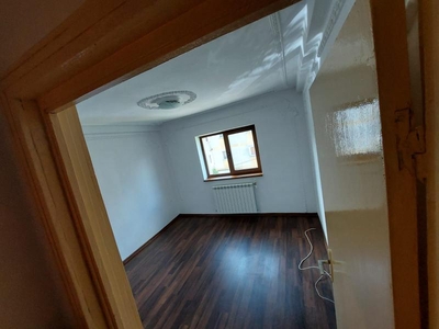 Apartament 2 camere etaj 2 zona Electro Alfa