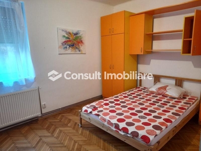 Apartament 3 camere | Centru