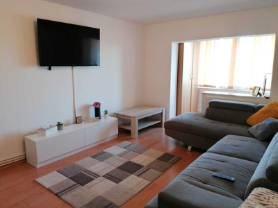 Apartament 3 Camere Decomandat | Zona CET